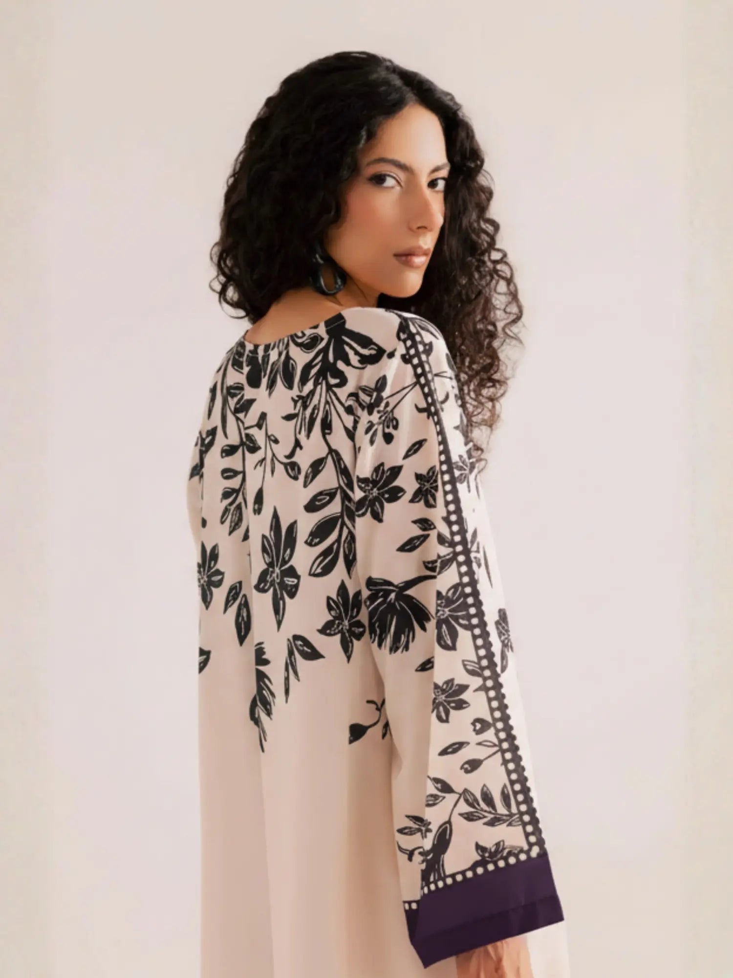 Zarposh Purple Kaftan