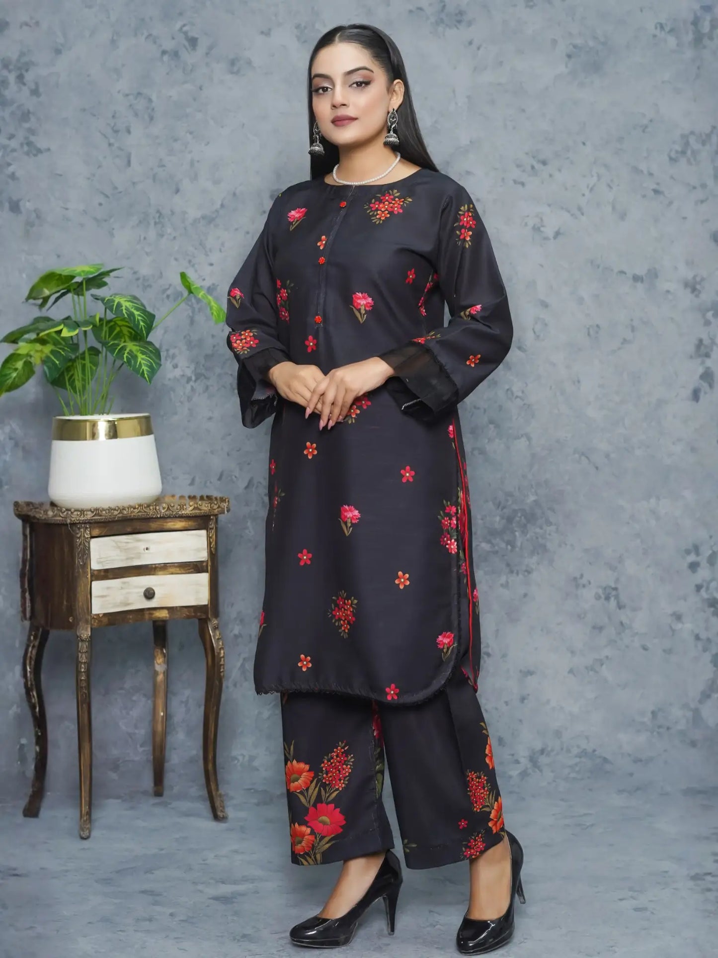Motifz 2Piece Doria Suit