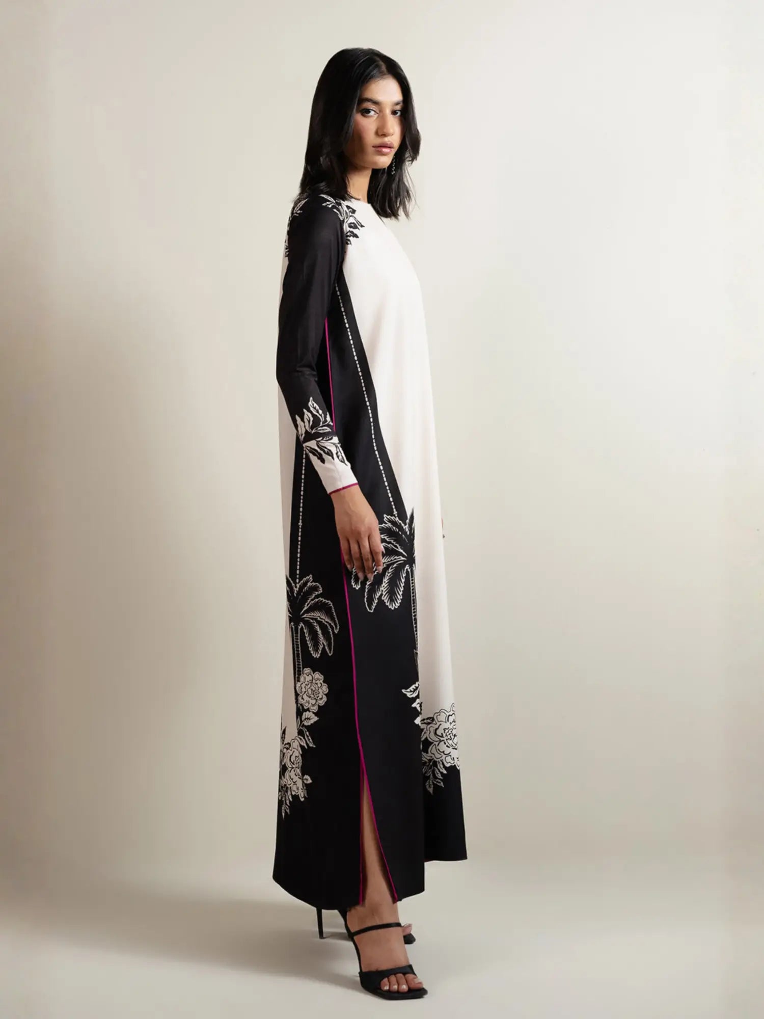 Arqai Summer Kaftan