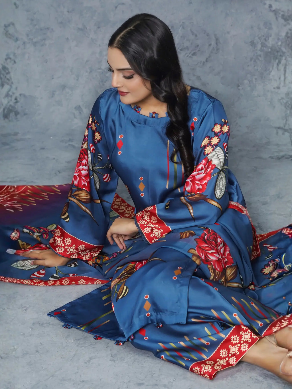 Izel 3Piece Stitched Suit