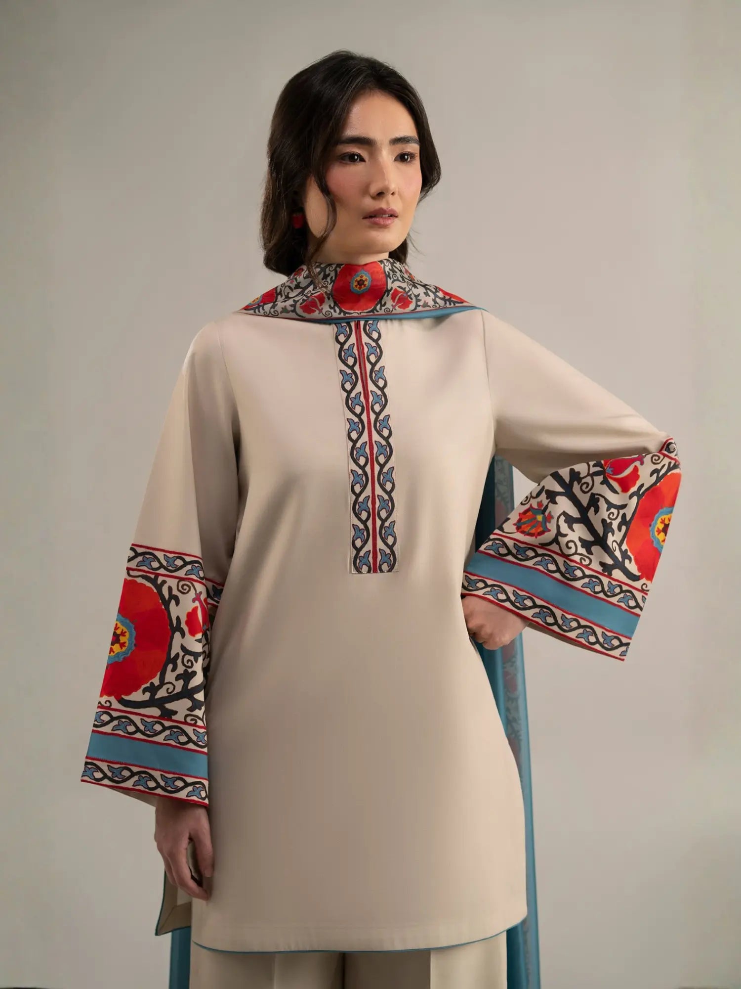 Medallion 3Pc Stitched
